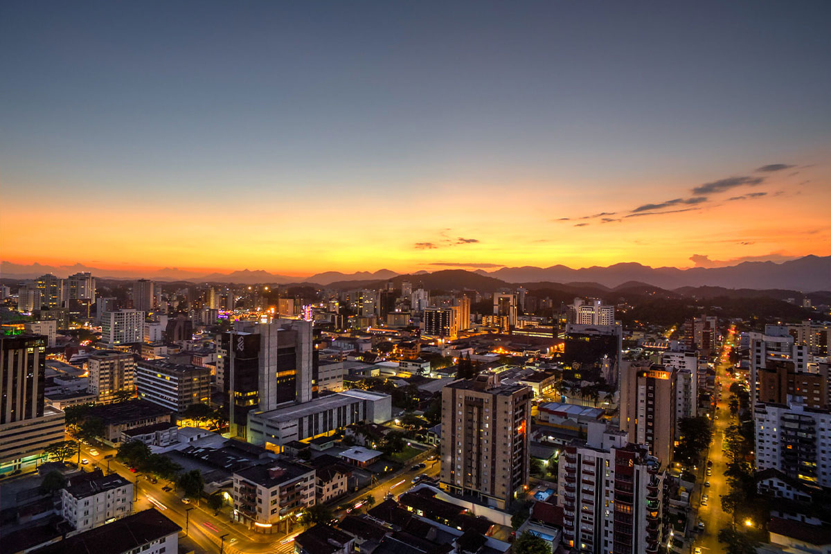 Como fazer um calendário editorial para negócios de Joinville?