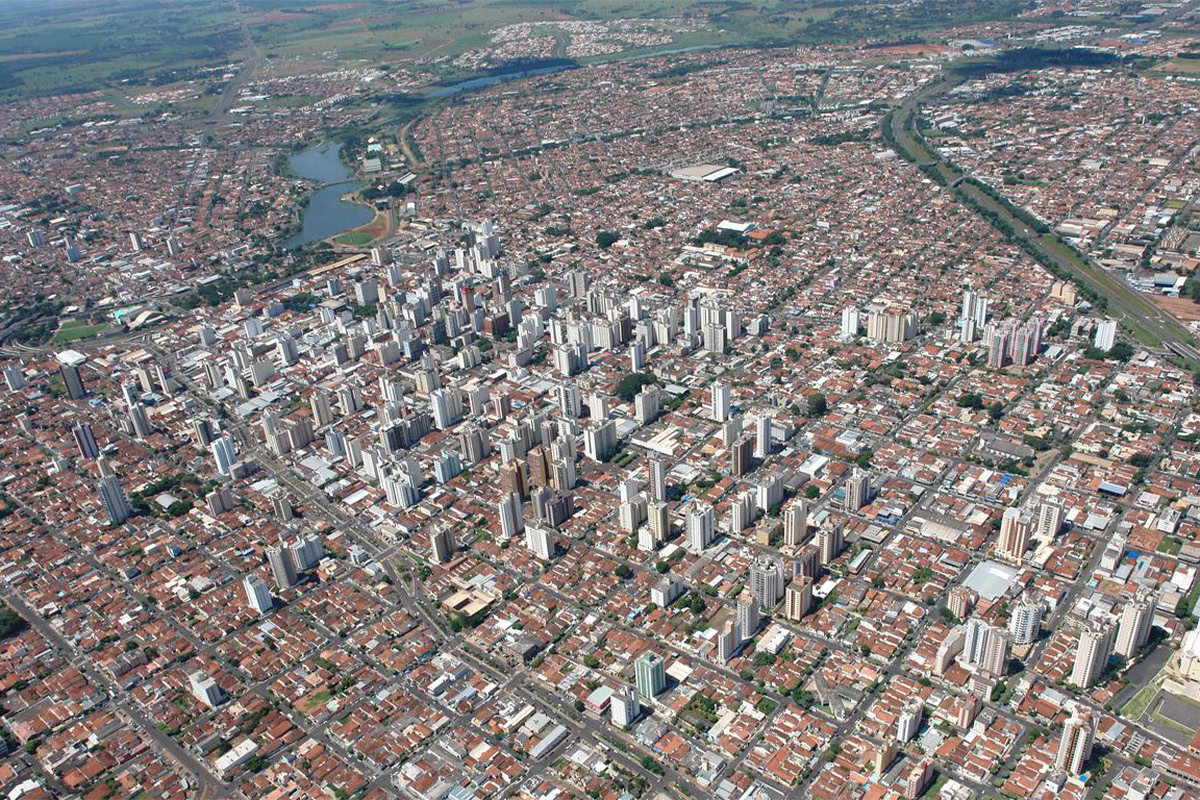 Como usar um funil de vendas para aumentar as visitas em lojas físicas de São José do Rio Preto?