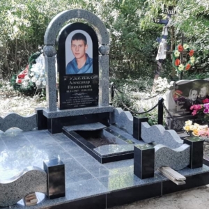 Памятник гранитный № 14