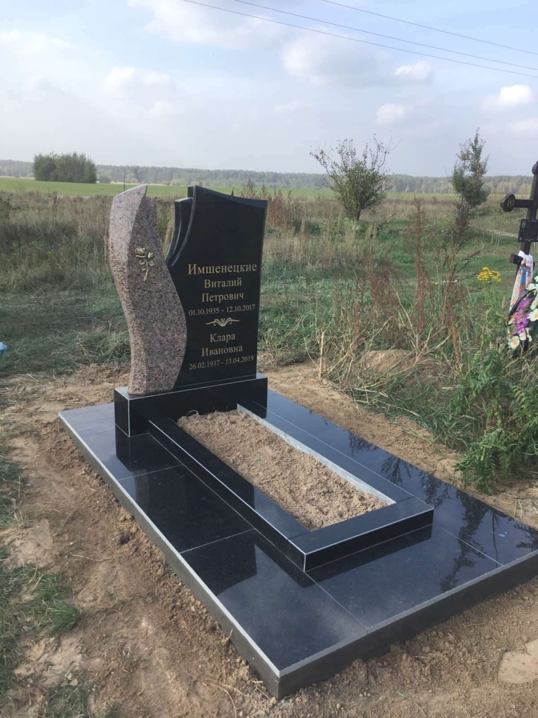 Памятник гранитный № 2