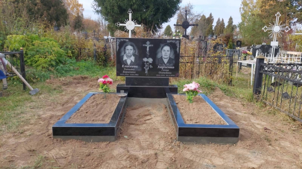 Памятник гранитный № 22