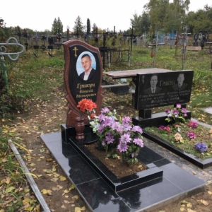 Памятник гранитный № 3