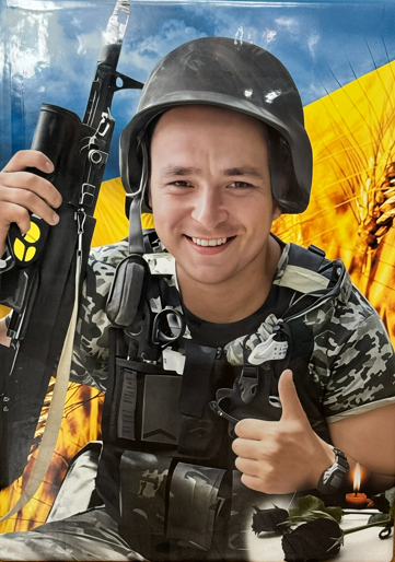 Керамограніт фото на пам'ятник військовий Україна стійка фотоплитка для цвинтаря