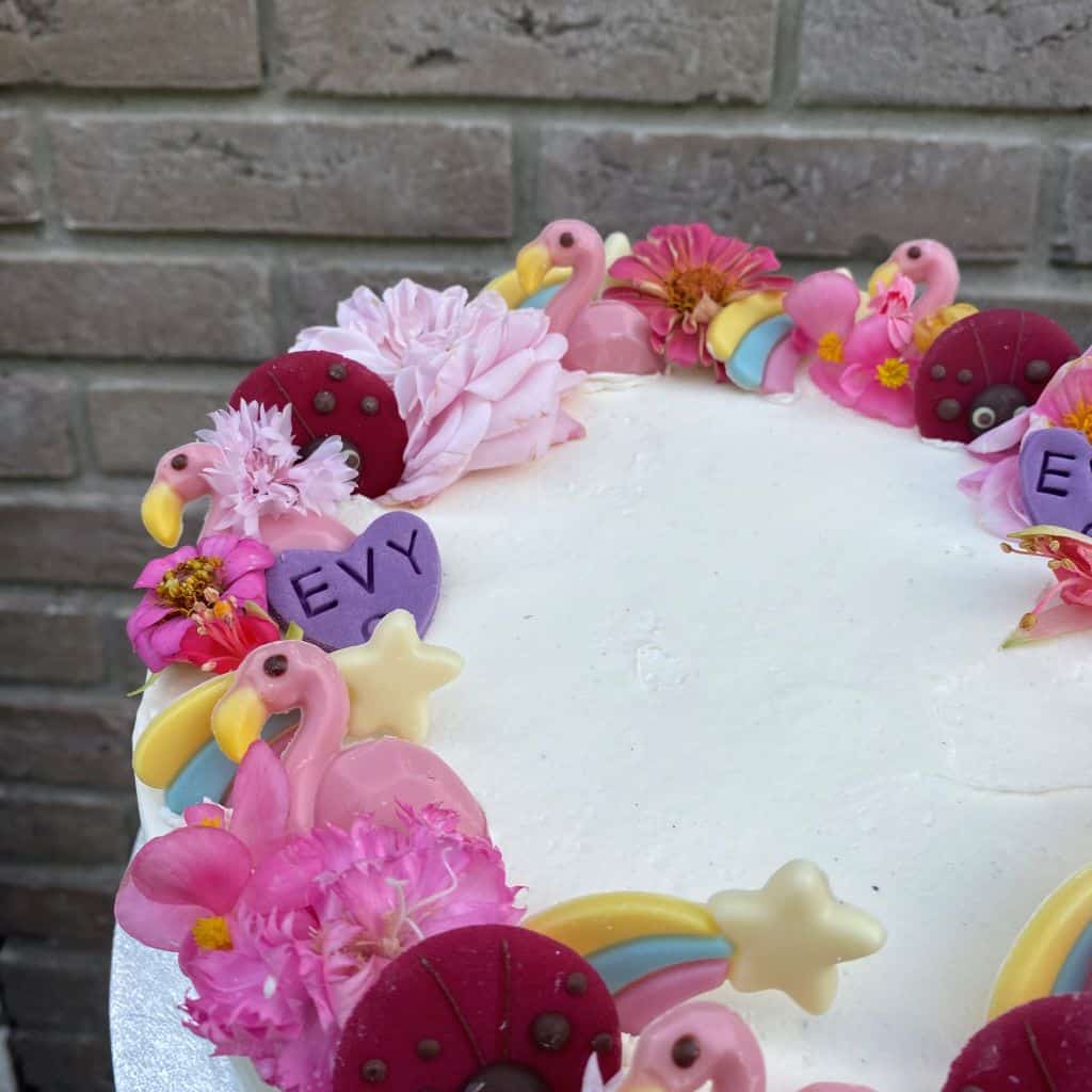 Floral Cake 1