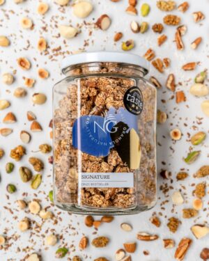 Granola-pot-signature