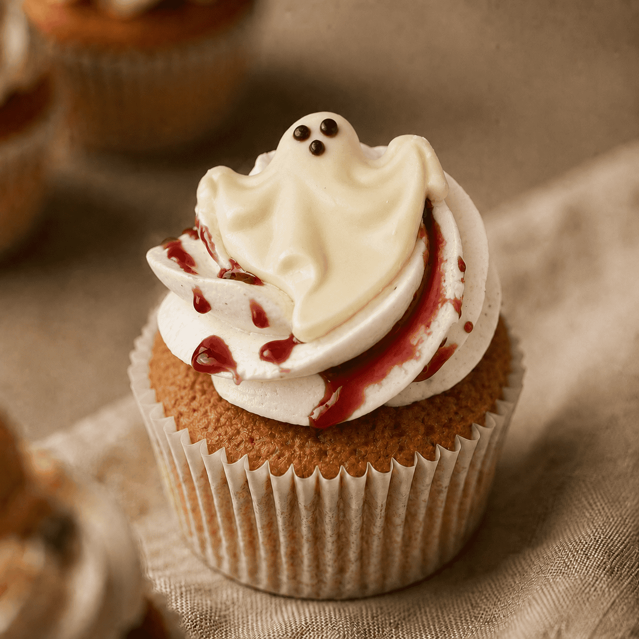 Halloween cupcake ghost