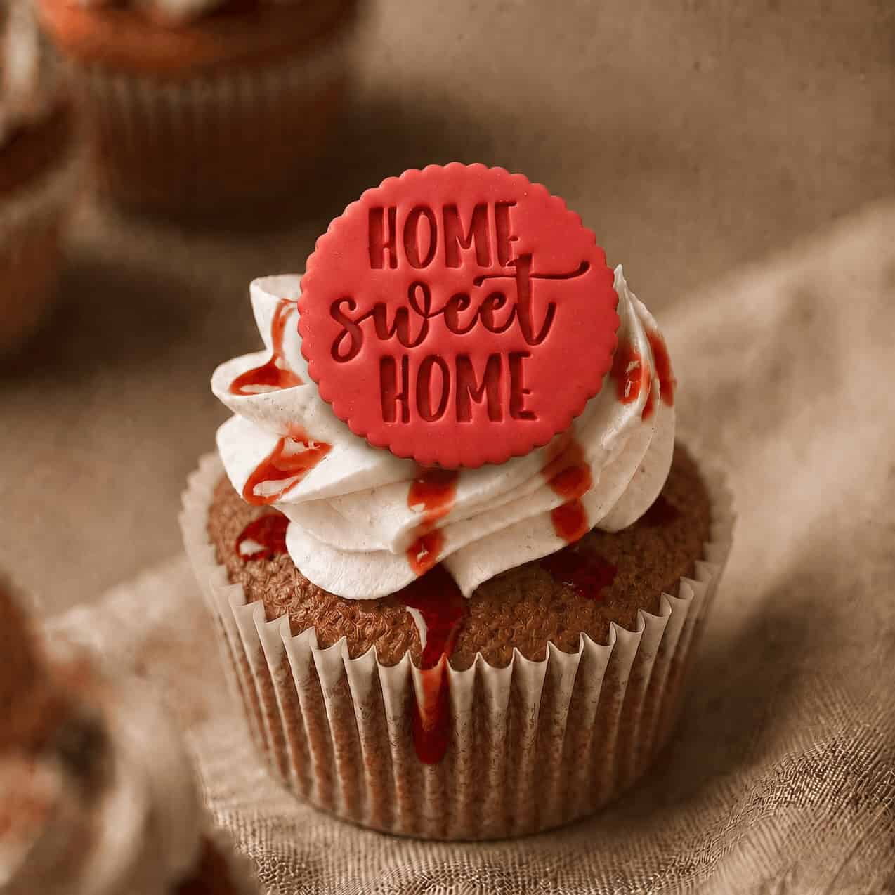 Housewarming cupcakes