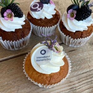 International Women's Day cupcake set vegan & glutenvrij
