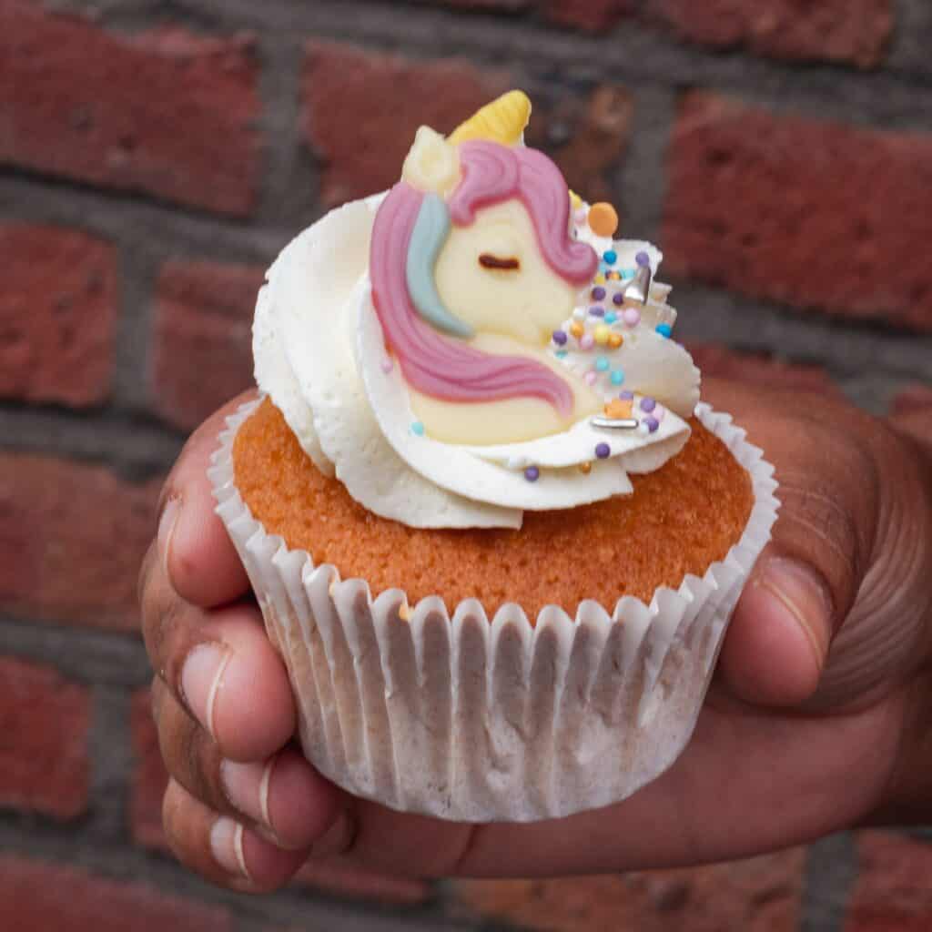 Unicorn cupcakes, unicorn cupcake bestellen, order unicorn cupcakes, online unicorn cupcakes, unicorn cupcakes amsterdam, unicorn party cupcakes, unicorn cake, unicorn pastry, unicorn gebak, Cupcakes, Cakes, cakes amsterdam, cake shop amsterdam, cupcake winkel amsterdam, taart amsterdam kopen, red velvet amsterdam, red velvet kopen, birthday cake amsterdam, verjaardagstaart amsterdam, red velvet cake, red velvet taart, american red velvet amsterdam, red velvet cake amsterdam, red velvet cake bestellen, wedding cake, bruidstaart, thema taart, theme cake, customized cake, corporate cake, big cake amsterdam, grote taart bestelling, stapeltaart bestellen, gender reveal cake amsterdam, gender reveal taart amsterdam, birthdayparty cake, kinderfeestje traktatie, , online taarten winkel, online taarten kopen, online taarten bestellen, webshop cakes, order cakes online, bakery amsterdam, amsterdam bakkerij, american bakery amsterdam, cheesecake kopen, cheesecake bestellen, red velvet cheesecake, birthdayparty cake, cupcake amsterdam, cupcakes kopen, cupcakes bestellen, online cupcake winkel, online cupcakes kopen, online cupcakes bestellen, webshop cupcakes, order cupcakes online, bakery amsterdam, cakepops amsterdam, cakepop winkel amsterdam, cakepops bestellen, cupcakes traktatie, corporate cupcakes, corporate cake, corporate gift, zakelijke cupcakes, fair trade gebak, fair trade taart, fair trade cake, fair trade cupcakes