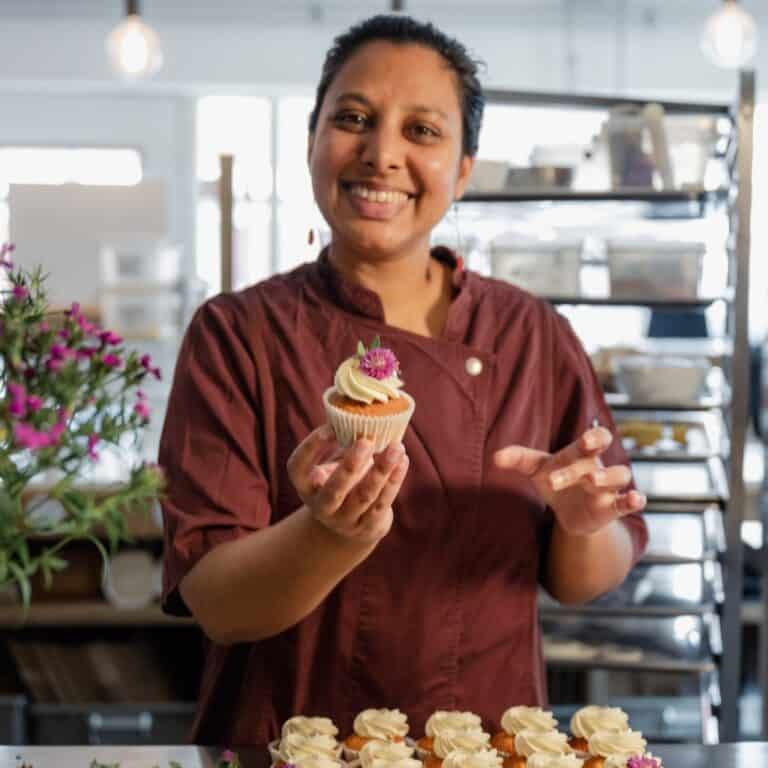 Handgemaakte cupcakes en taarten bezorgen