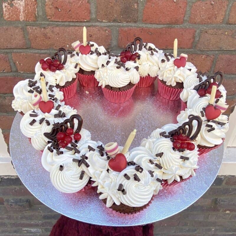 pull-a-part-cupcakes-hart-1