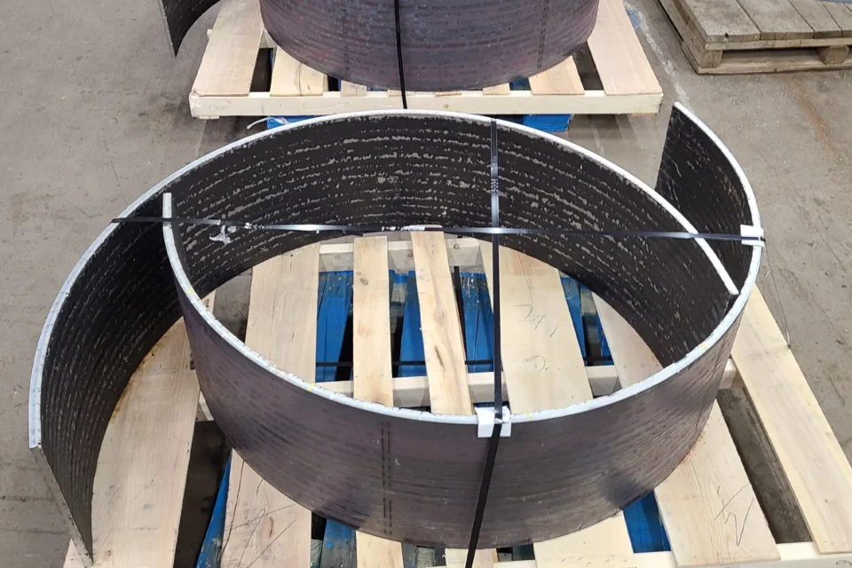 Carbide coated parts formed on a pallet.