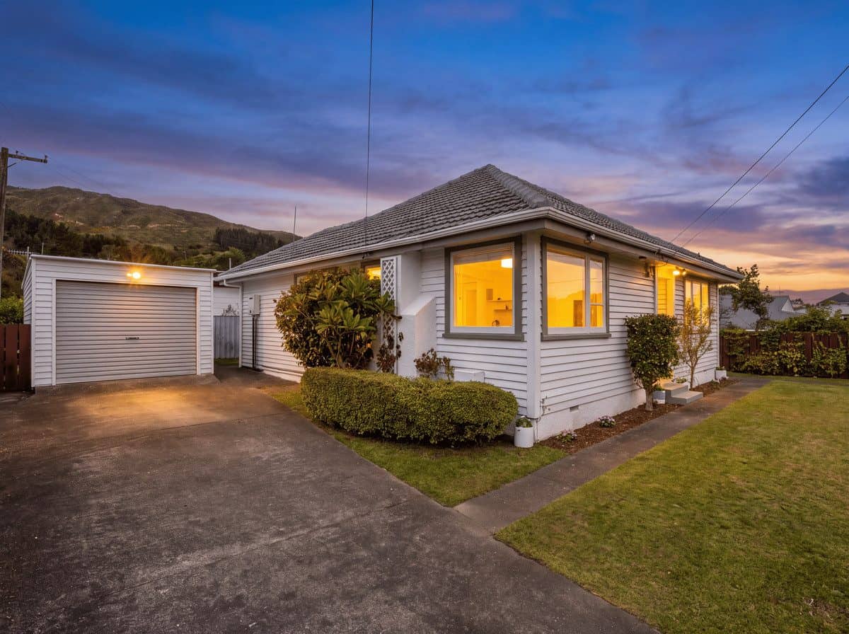 28 Coates Street, Tawa