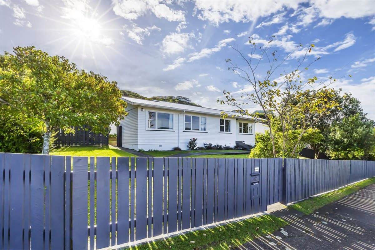 47 Franklyn Road, Tawa, Wellington