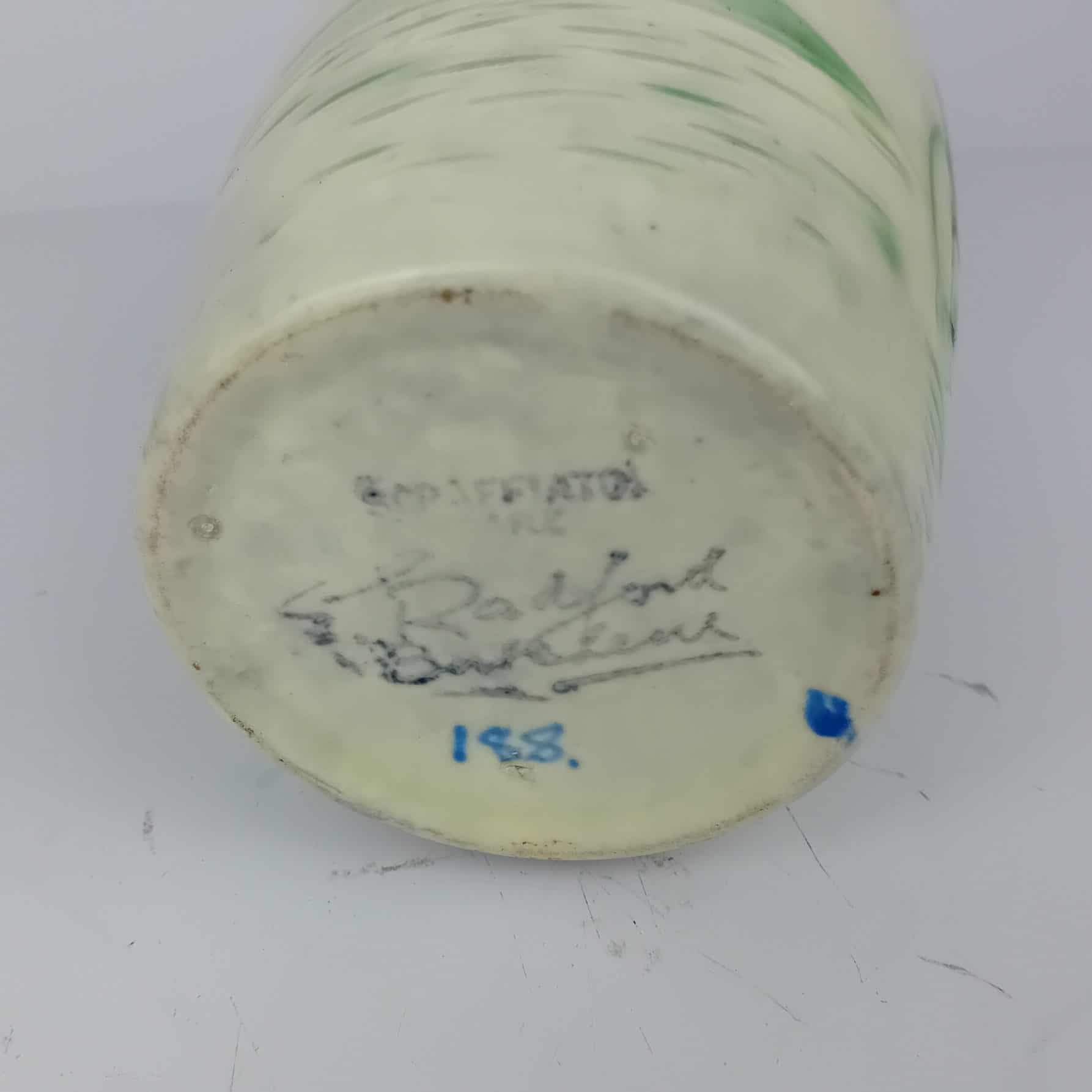 Radford Sgraffito Vase with Stylised Yacht Design 1930's - Image 11