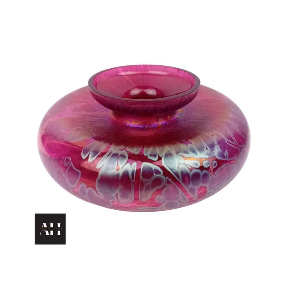 Michael Harris Vase, squat form Royal Brierley Studio glass, iridescent red and gold hand-blown vase, circa 1990, excellent condition.