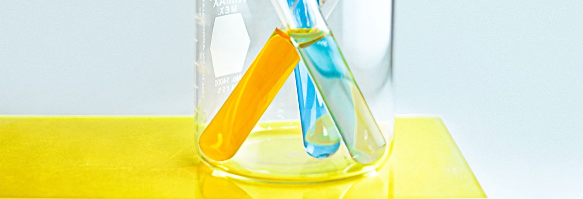 Toutes les usine de fabrication de cosmetique utilisent des conservateurs