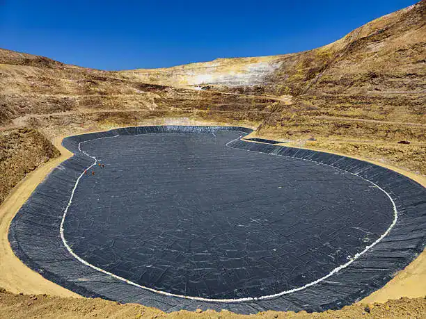 Impermeable geomembrane lining for agricultural irrigation reservoirs and water canals