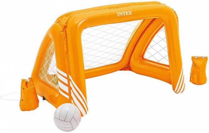 Opblaasbaar oranje doel met bal en accessoires.