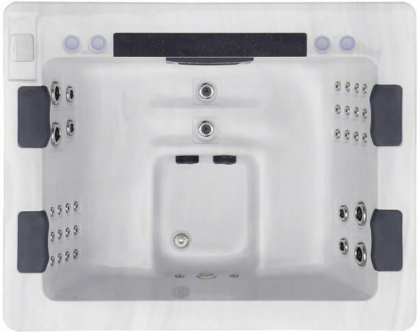 kleine design jacuzzi