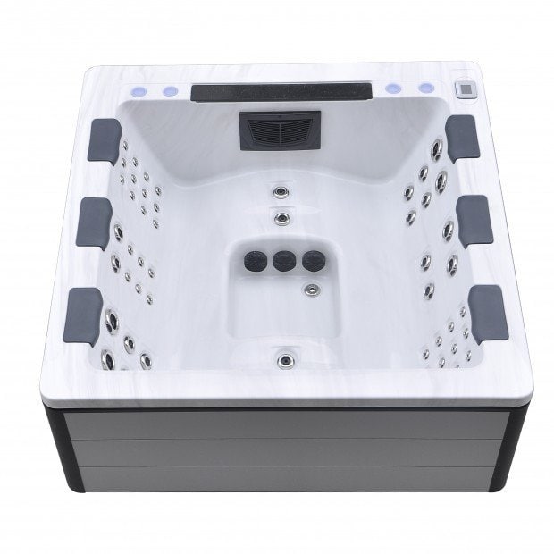 ombouw van design jacuzzi