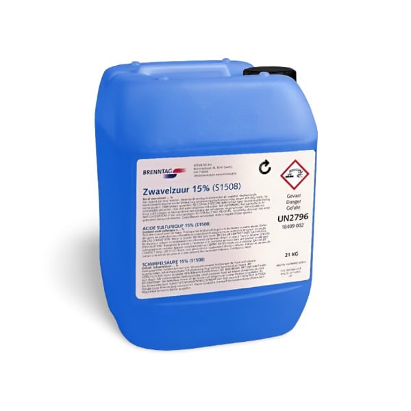 Blauwe jerrycan met zwavelzuur 15% etiket.
