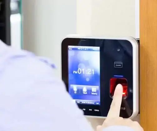 Emergency locksmith service in Florida with 24/7 availability for lockouts and security solutions. Reliable, fast, and professional locksmith assistance for homes, businesses, and vehicles anytime you need.