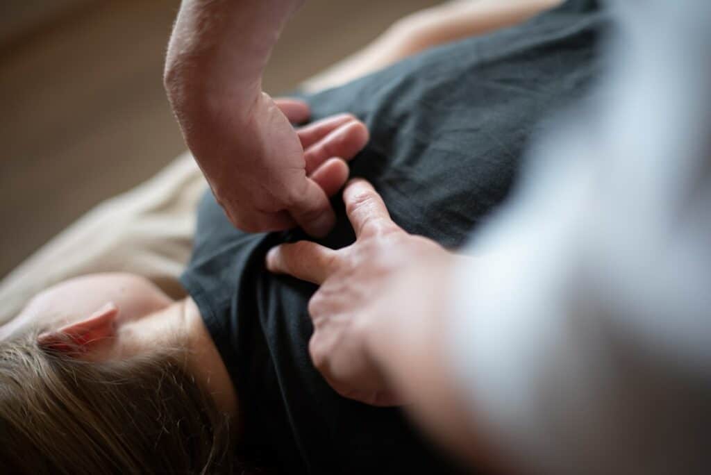 Chiropractic Care, Photo Spinal adjustment