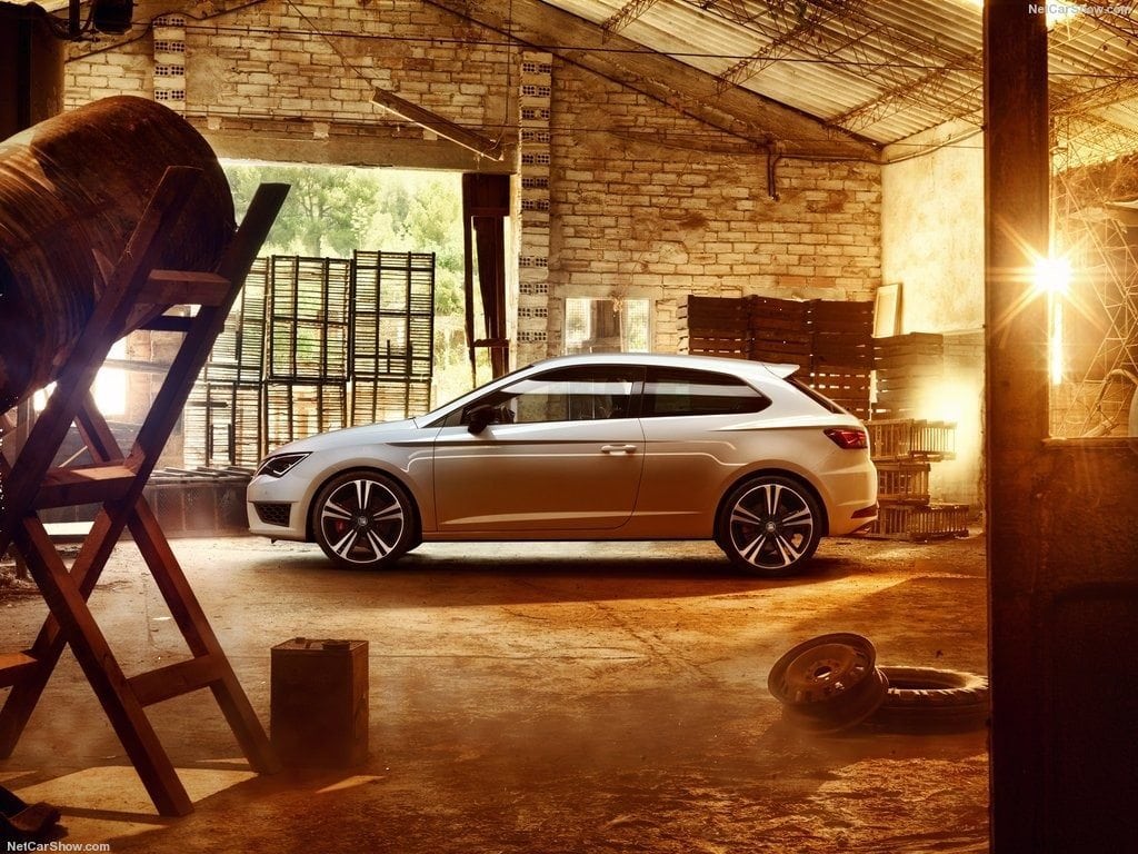 Seat-Leon_Cupra_290_2016_1024x768_wallpaper_02