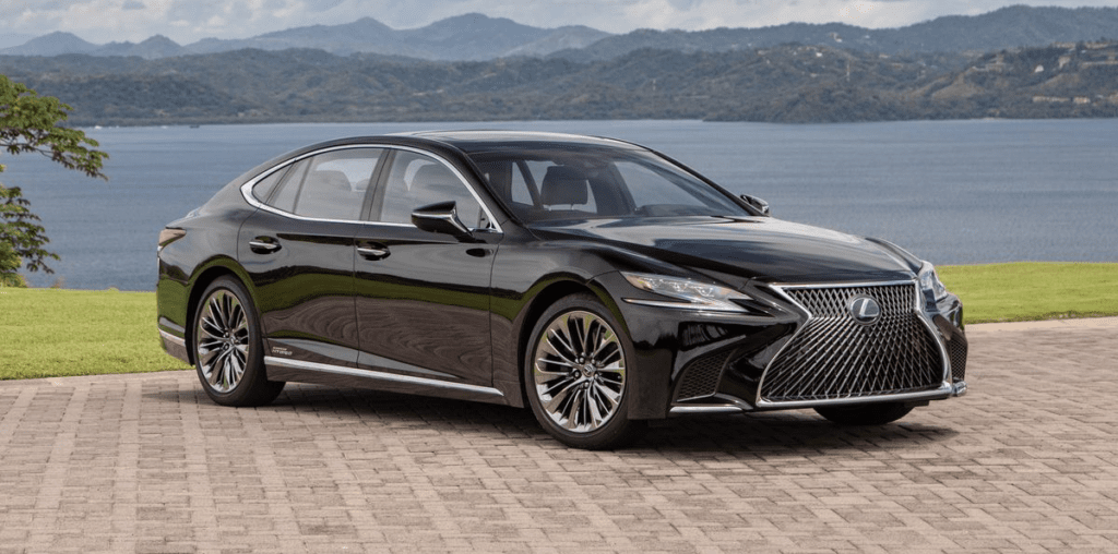 Lexus LS 400