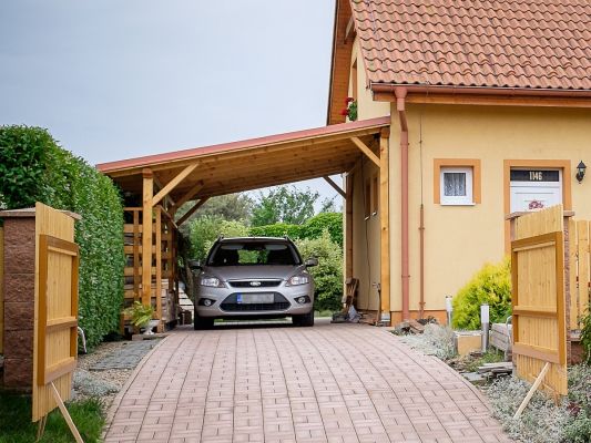 Přístřešek pro auto