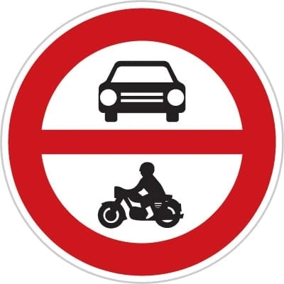 Dopravní značka Zákaz vjezdu všech motorových vozidel