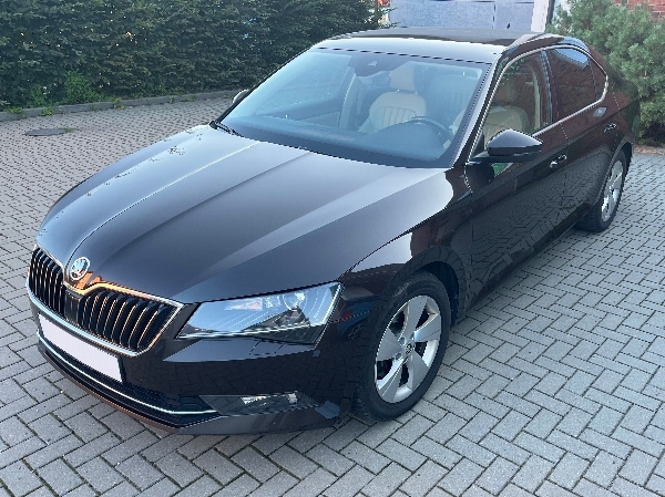 Půjčovna osobních automobilů