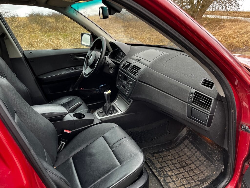 BMW x3 e83 - sedačka spolujezdce