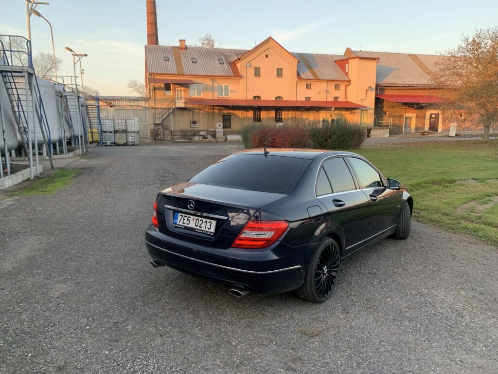 Mercedes-Benz w204 c350