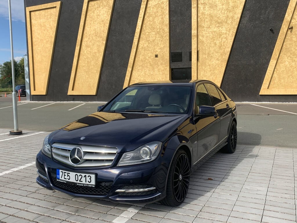 Mercedes-Benz w204 c350