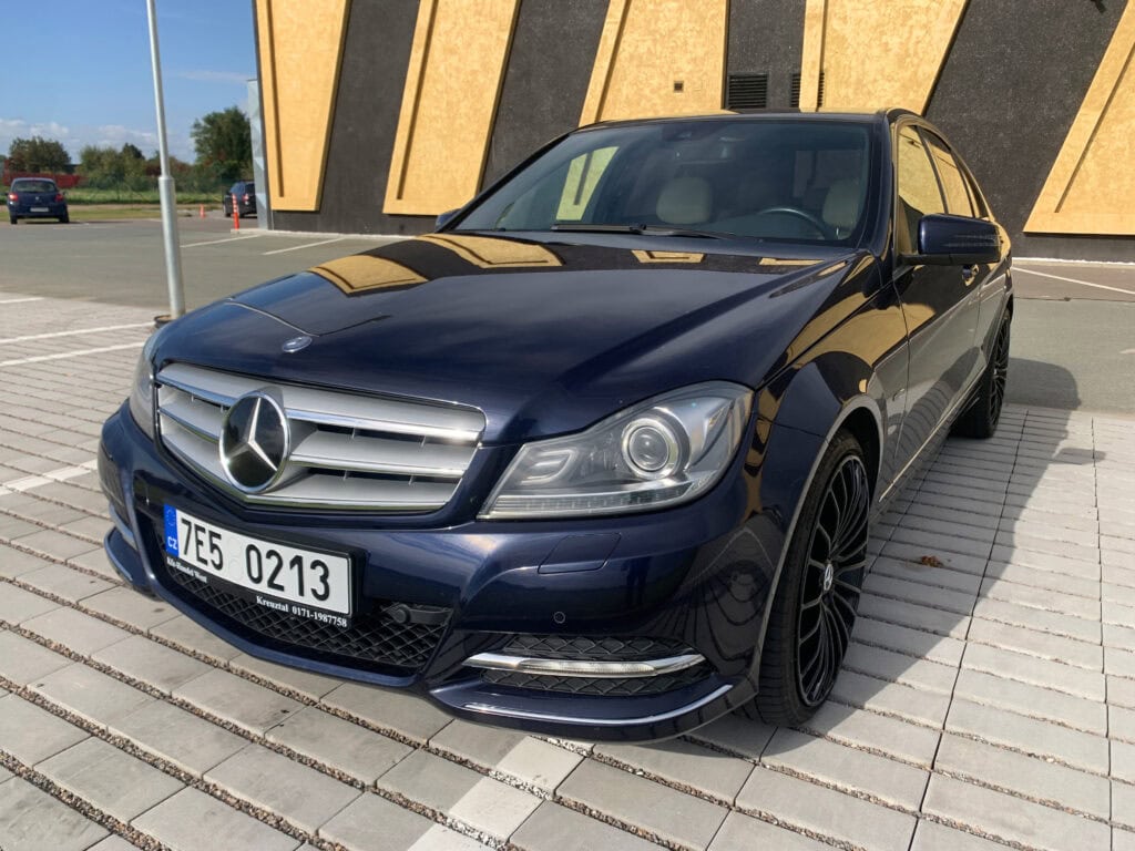 Mercedes-Benz w204 c350