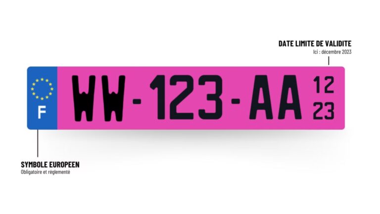 Růžové registrační značky: Francie zavádí výraznou novinku pro dočasné registrace