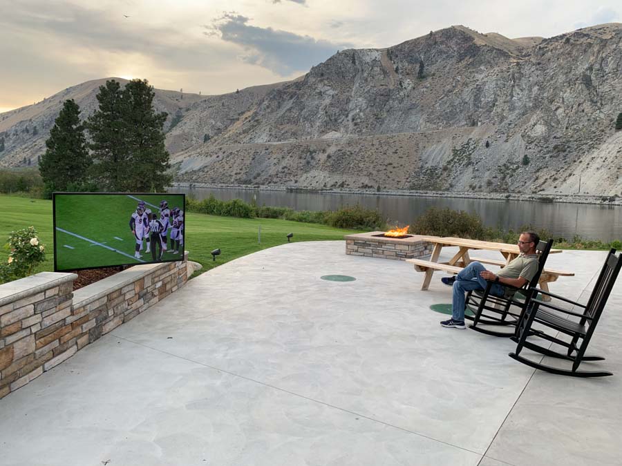 Outdoor-Entertainment-Project-6