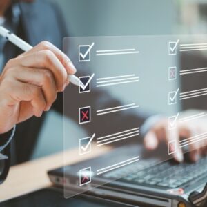 Umfrage: Sicherheitsanforderungen im Beschaffungsprozess - bild: depositphotos
