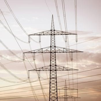 NIS2 ist in Kraft – welche Branchen betroffen sind