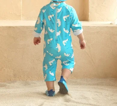Traje de baño entero niño
