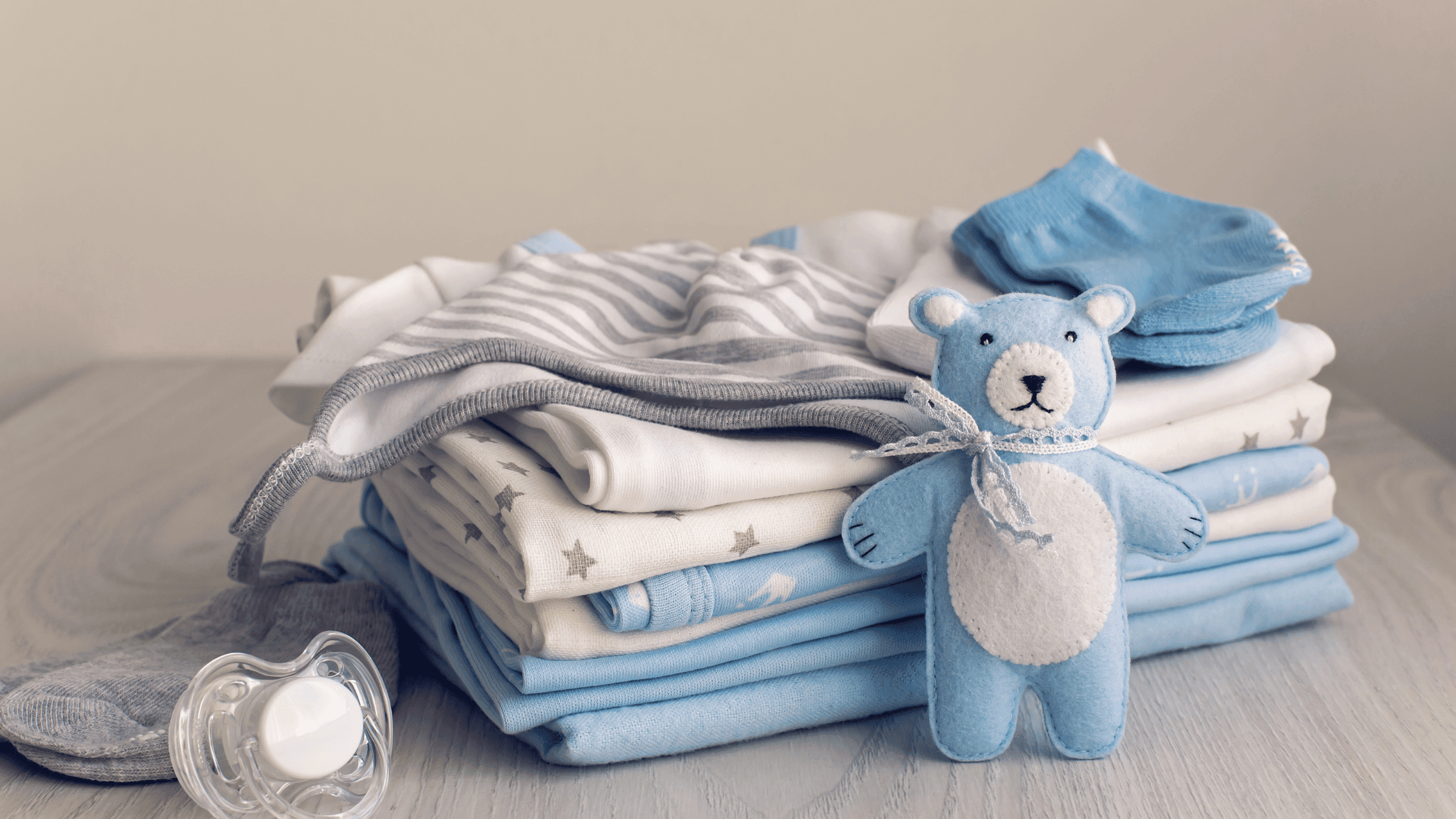 How to buy the right size of baby clothes