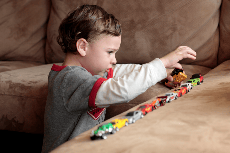 What Toys Are Good for Autistic Child 4 Year Old and Other Age Groups