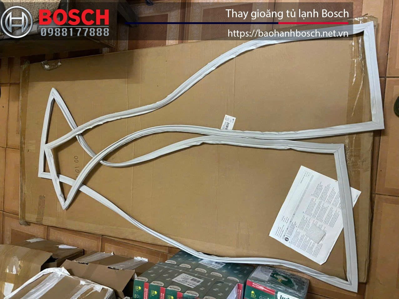 Dây gioăng tủ lạnh Bosch chính hãng, phù hợp lắp đặt và thay thế linh kiện tủ lạnh Bosch, đảm bảo hoạt động ổn định, chống thoát khí, giữ nhiệt tốt.