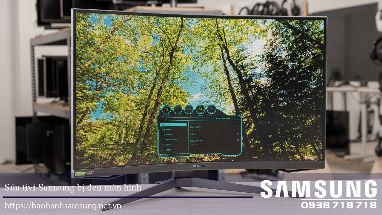 Photo of a damaged Samsung TV screen showing dark spots and screen malfunction for Samsung warranty service in Vietnam.
