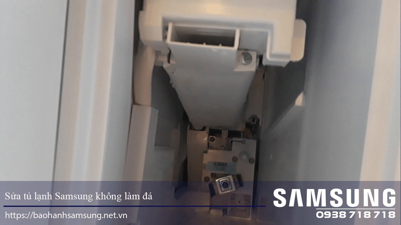 Broken Samsung refrigerator compressor, not freezing, no ice formation, servicing for Samsung fridge issues.