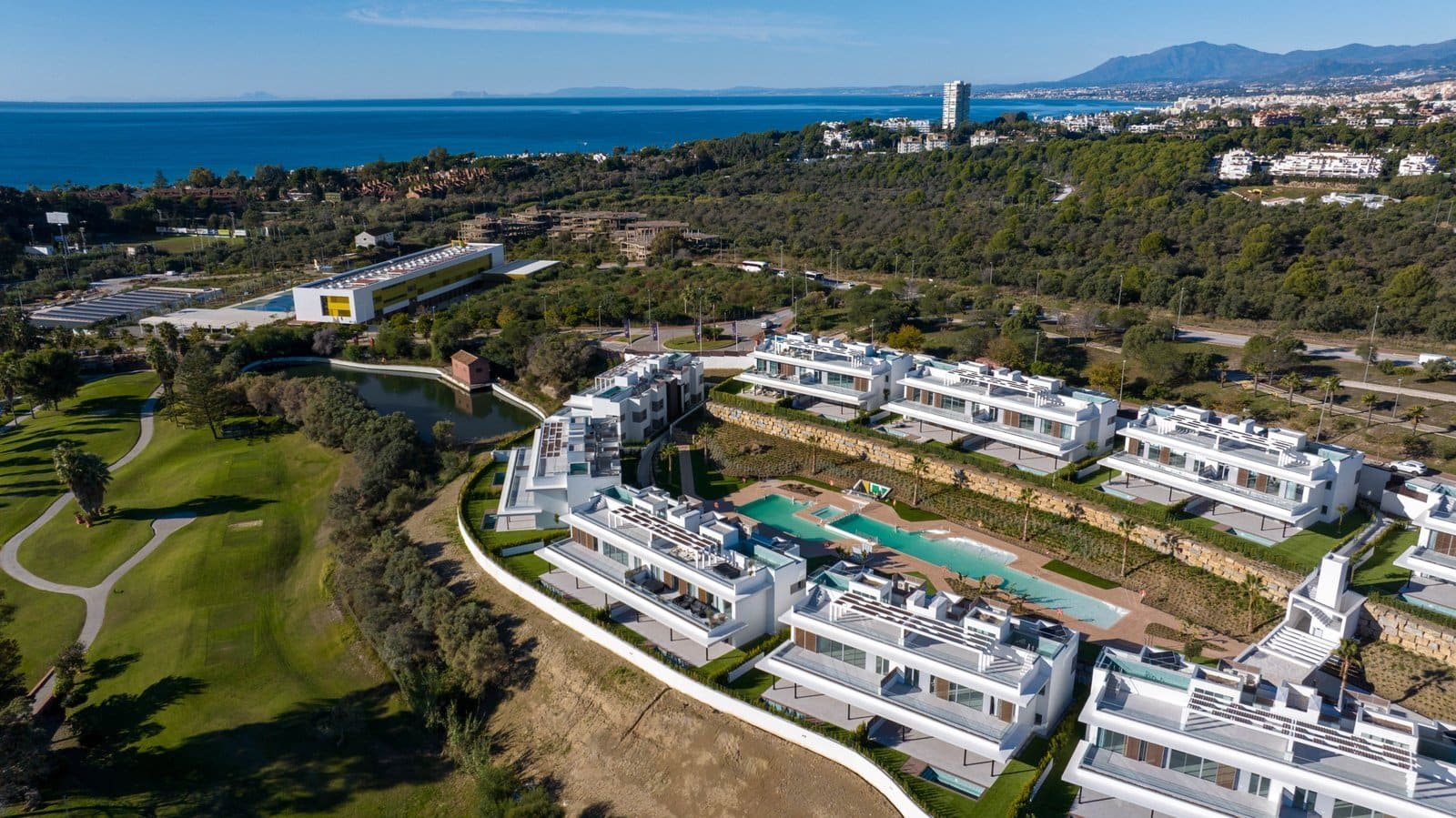 Modern frontline golf residences with stunning sea views in Marbella.