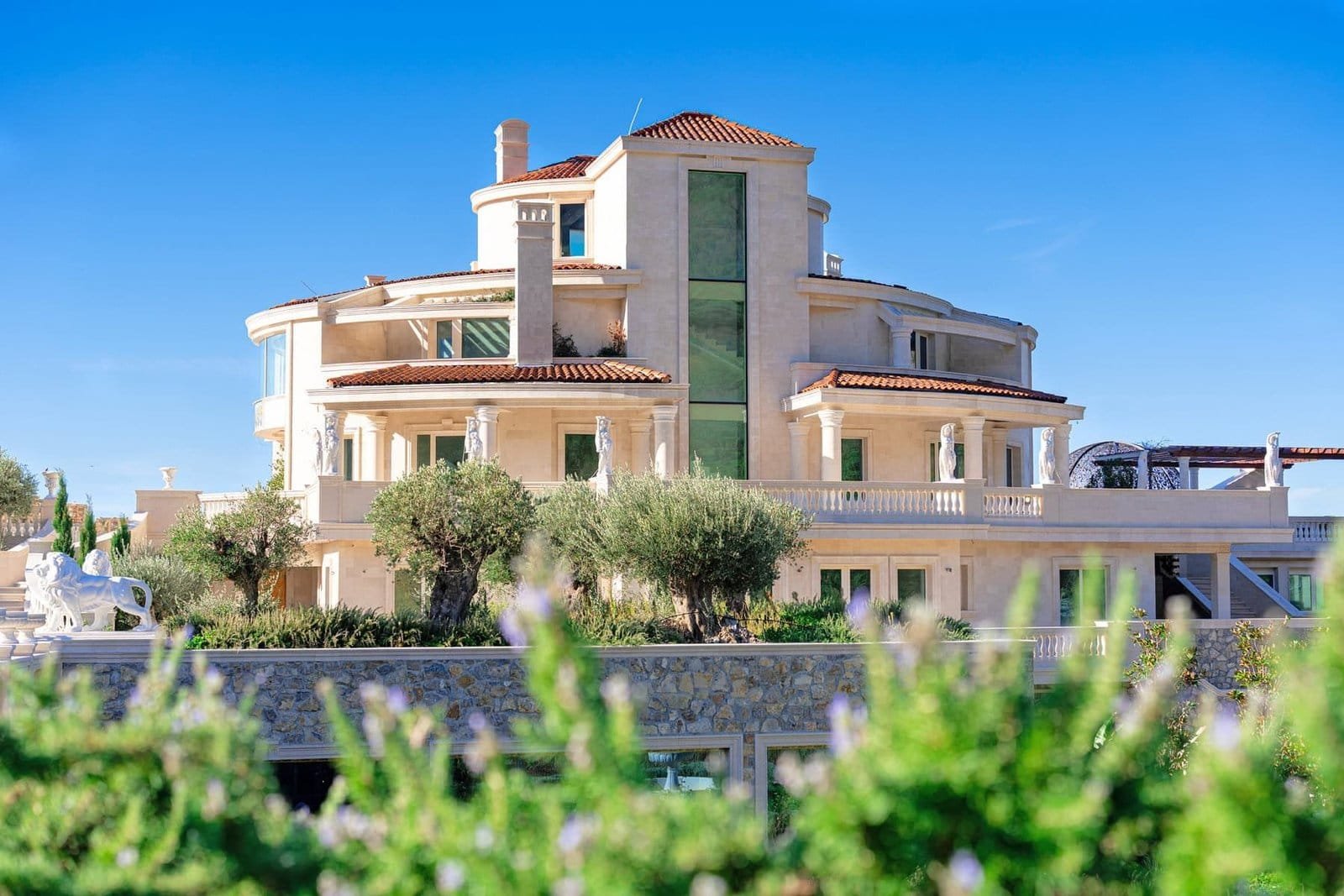 Elegant luxury villa featuring contemporary design and panoramic ocean views. Perfect for upscale li.