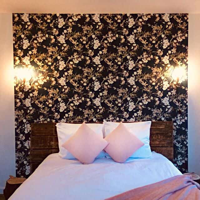 bed-met-achtergrond-bb1